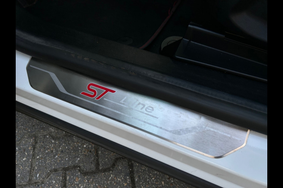 Ford Puma 1.0 EcoBoost Hybrid ST-Line X