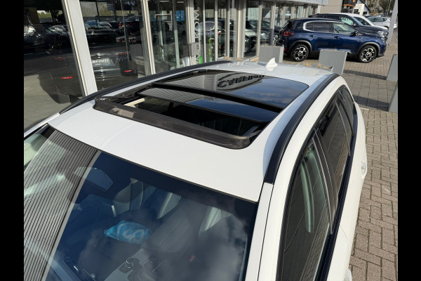 BMW 5 Serie Touring 530e xDrive Executive / Navi / Climate / Camera / Panormadak / Leder / 20"breedset