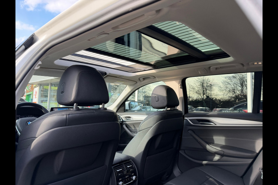 BMW 5 Serie Touring 530e xDrive Executive / Navi / Climate / Camera / Panormadak / Leder / 20"breedset