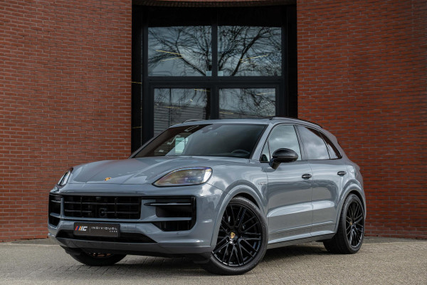 Porsche Cayenne 3.0 E-Hybrid Sport-Design Sportuitlaat Nwpr. 176k