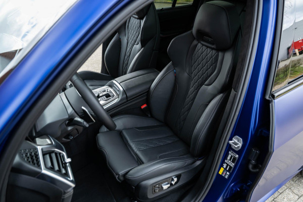 BMW X5 xDrive50e M-Sport Pro M-Seats Sky Individual Lack