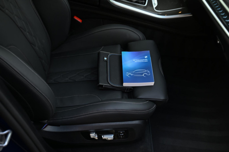 BMW X5 xDrive50e M-Sport Pro M-Seats Sky Individual Lack