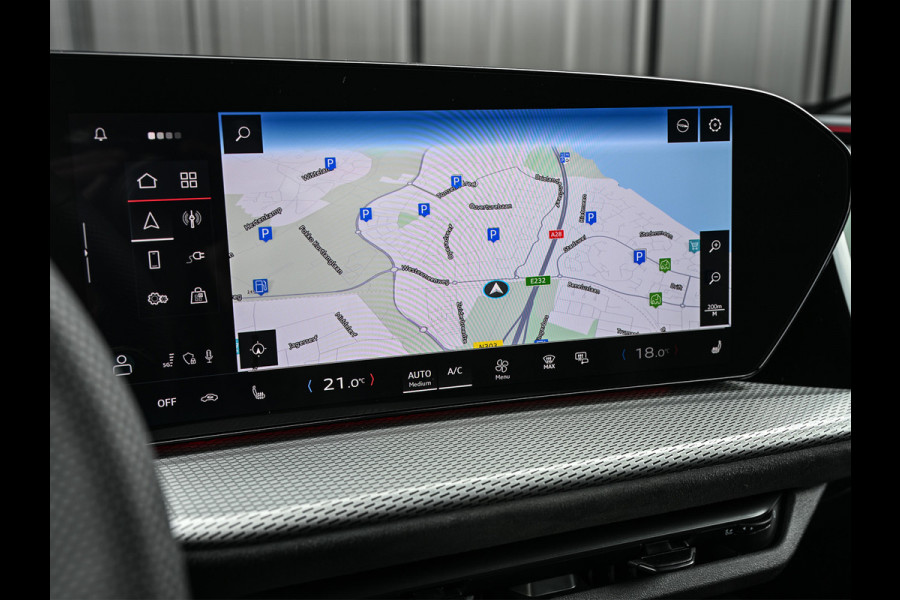 Audi Q5 Sportback 2.0 TFSI e-hybrid quattro S edition Competition | Luchtvering | S-Seats | Trekhaak | Digital Oled | Adaptive Cruise | Tech Plus | 360 Camera | Memory | Ambiance interieur