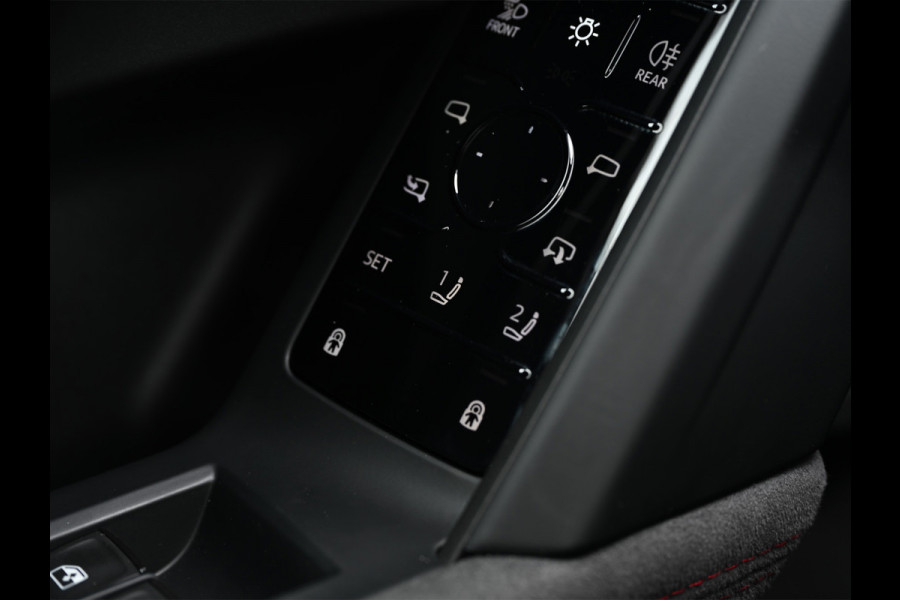 Audi Q5 Sportback 2.0 TFSI e-hybrid quattro S edition Competition | Luchtvering | S-Seats | Trekhaak | Digital Oled | Adaptive Cruise | Tech Plus | 360 Camera | Memory | Ambiance interieur