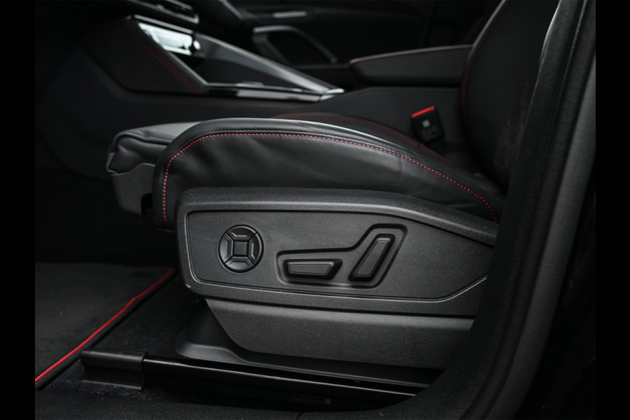 Audi Q5 Sportback 2.0 TFSI e-hybrid quattro S edition Competition | Luchtvering | S-Seats | Trekhaak | Digital Oled | Adaptive Cruise | Tech Plus | 360 Camera | Memory | Ambiance interieur