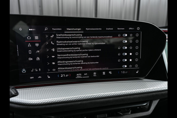 Audi Q5 Sportback 2.0 TFSI e-hybrid quattro S edition Competition | Luchtvering | S-Seats | Trekhaak | Digital Oled | Adaptive Cruise | Tech Plus | 360 Camera | Memory | Ambiance interieur