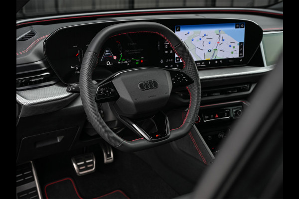 Audi Q5 Sportback 2.0 TFSI e-hybrid quattro S edition Competition | Luchtvering | S-Seats | Trekhaak | Digital Oled | Adaptive Cruise | Tech Plus | 360 Camera | Memory | Ambiance interieur