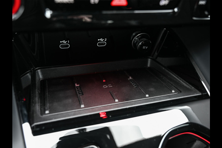 Audi Q5 Sportback 2.0 TFSI e-hybrid quattro S edition Competition | Luchtvering | S-Seats | Trekhaak | Digital Oled | Adaptive Cruise | Tech Plus | 360 Camera | Memory | Ambiance interieur