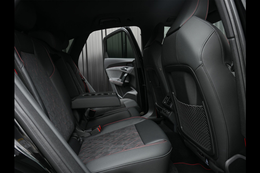 Audi Q5 Sportback 2.0 TFSI e-hybrid quattro S edition Competition | Luchtvering | S-Seats | Trekhaak | Digital Oled | Adaptive Cruise | Tech Plus | 360 Camera | Memory | Ambiance interieur