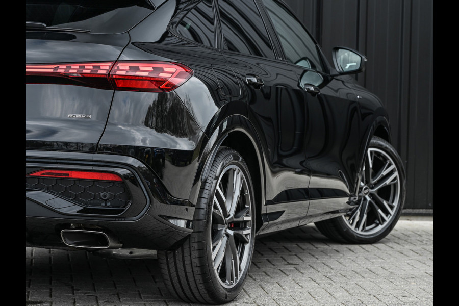 Audi Q5 Sportback 2.0 TFSI e-hybrid quattro S edition Competition | Luchtvering | S-Seats | Trekhaak | Digital Oled | Adaptive Cruise | Tech Plus | 360 Camera | Memory | Ambiance interieur
