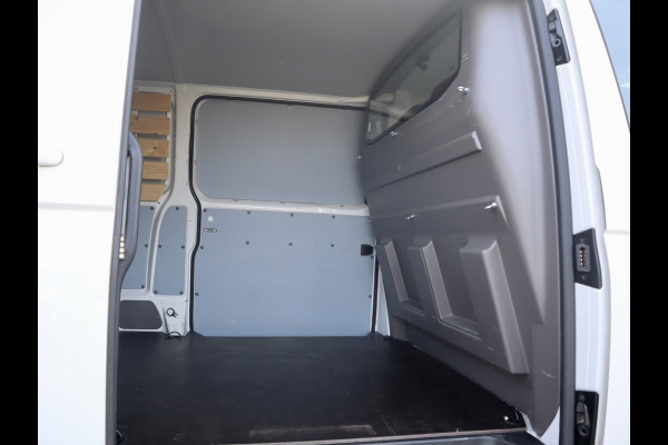 Volkswagen Transporter 2.0 TDI 150PK DSG LANG ENKELE CABINE