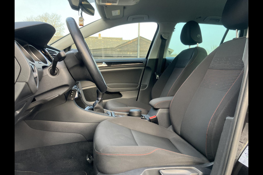 Volkswagen Golf Variant 1.6 TDI | ACC | Carplay | ParkPilot | NAP