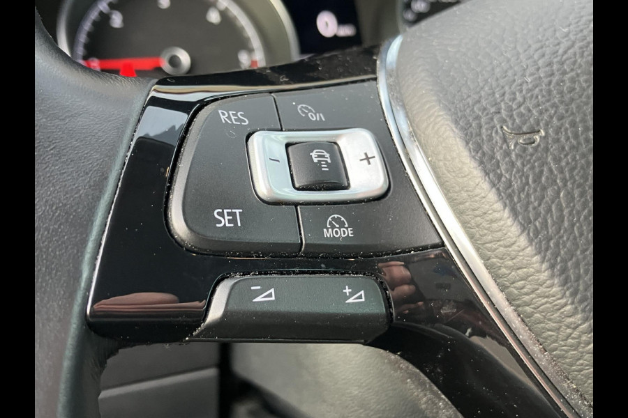 Volkswagen Golf Variant 1.6 TDI | ACC | Carplay | ParkPilot | NAP