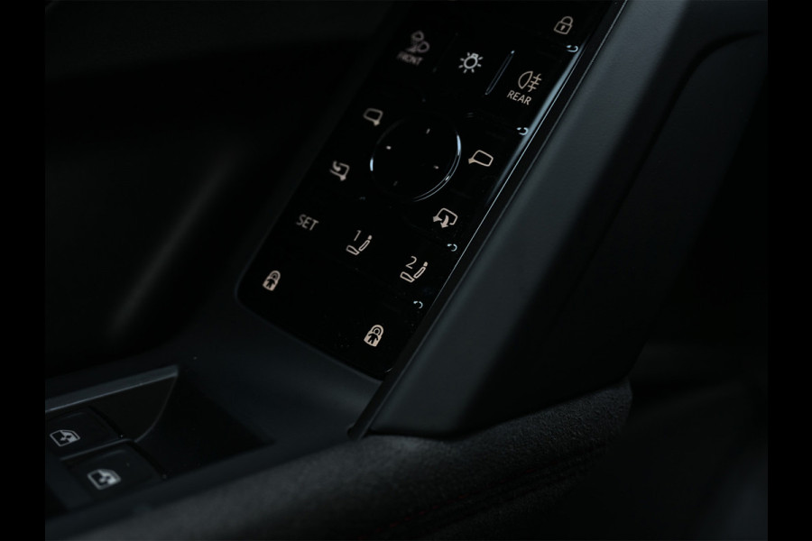 Audi Q5 Sportback 2.0 TFSI e-hybrid quattro S edition Competition | Seats | Panorama dak | B&O Sound | 360 Camera | Head-Up |  Luchtvering | Keyless | Trekhaak | Ambiance interieur