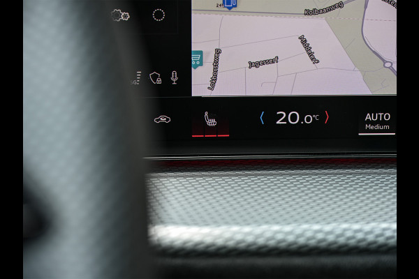 Audi Q5 Sportback 2.0 TFSI e-hybrid quattro S edition Competition | Seats | Panorama dak | B&O Sound | 360 Camera | Head-Up |  Luchtvering | Keyless | Trekhaak | Ambiance interieur