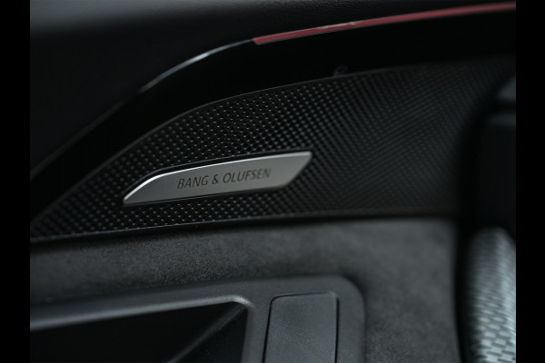 Audi Q5 Sportback 2.0 TFSI e-hybrid quattro S edition Competition | Seats | Panorama dak | B&O Sound | 360 Camera | Head-Up |  Luchtvering | Keyless | Trekhaak | Ambiance interieur