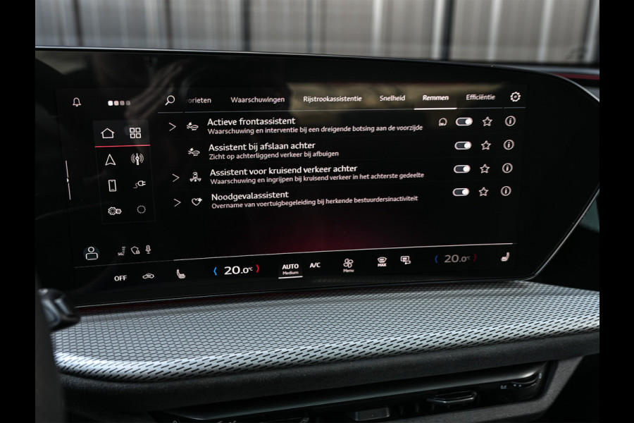 Audi Q5 Sportback 2.0 TFSI e-hybrid quattro S edition Competition | Seats | Panorama dak | B&O Sound | 360 Camera | Head-Up |  Luchtvering | Keyless | Trekhaak | Ambiance interieur