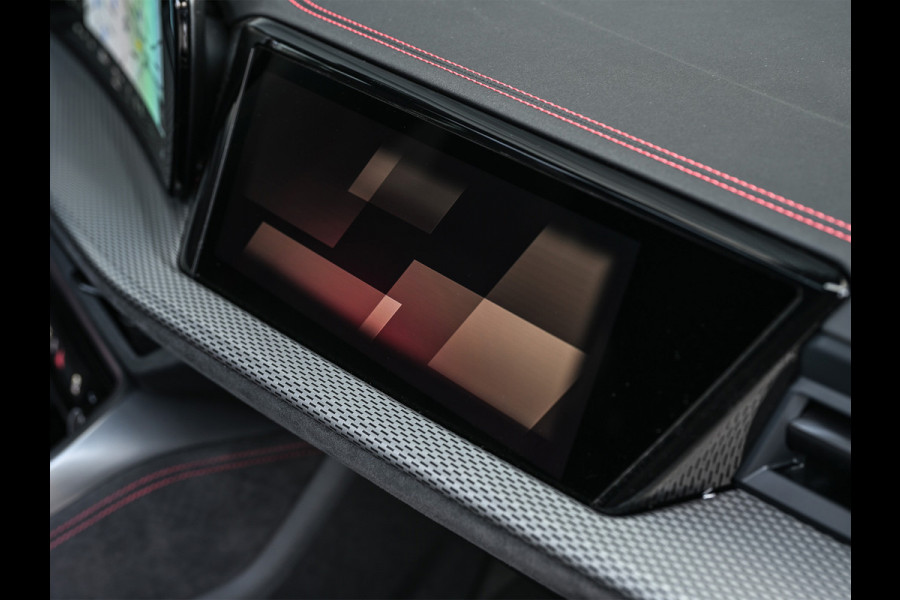 Audi Q5 Sportback 2.0 TFSI e-hybrid quattro S edition Competition | Seats | Panorama dak | B&O Sound | 360 Camera | Head-Up |  Luchtvering | Keyless | Trekhaak | Ambiance interieur