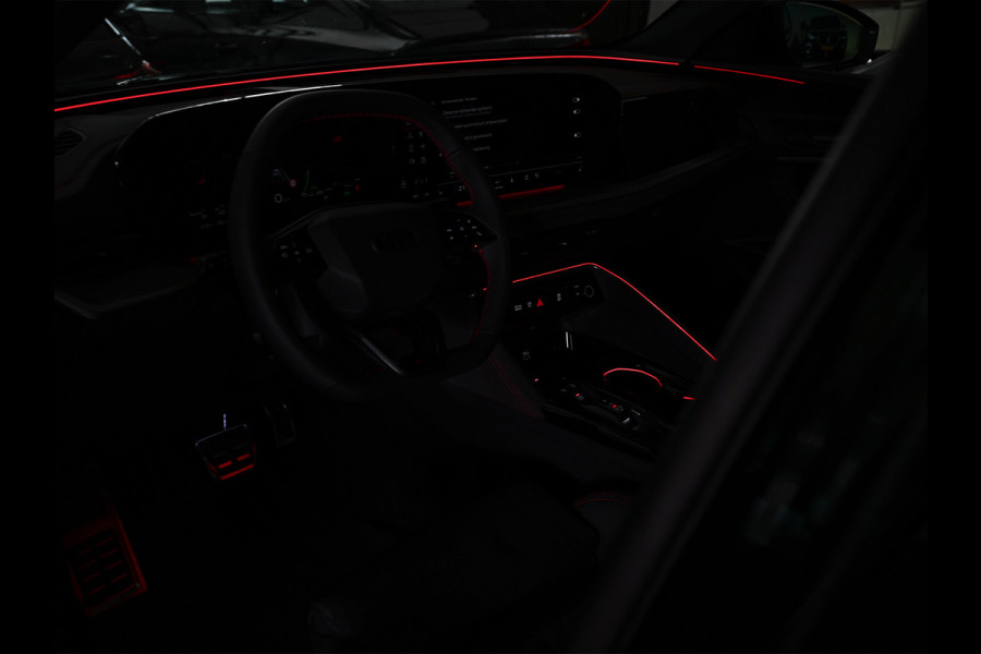 Audi Q5 Sportback 2.0 TFSI e-hybrid quattro S edition Competition | Seats | Panorama dak | B&O Sound | 360 Camera | Head-Up |  Luchtvering | Keyless | Trekhaak | Ambiance interieur