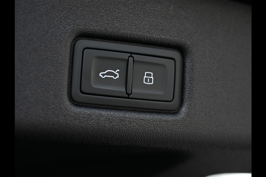 Audi Q5 Sportback 2.0 TFSI e-hybrid quattro S edition Competition | Seats | Panorama dak | B&O Sound | 360 Camera | Head-Up |  Luchtvering | Keyless | Trekhaak | Ambiance interieur