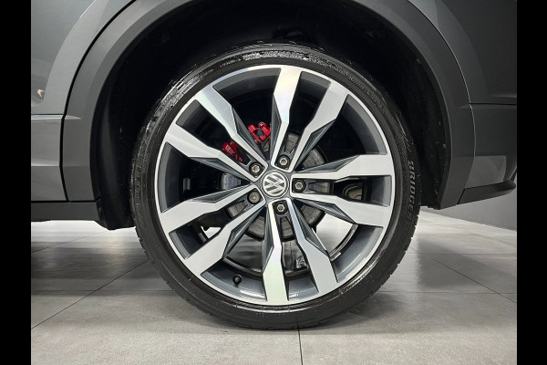 Volkswagen T-Roc 1.5 TSI R-LINE | Pano | Lane | Camera |