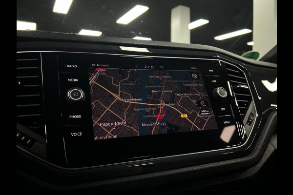 Volkswagen T-Roc 1.5 TSI R-LINE | Pano | Lane | Camera |