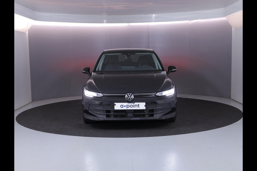Volkswagen Golf 1.5 eHybrid Life Edition 204 pk Automaat (DSG) | Verlengde garantie | Navigatie | Parkeersensoren (Park assist) | Achteruitrijcamera |