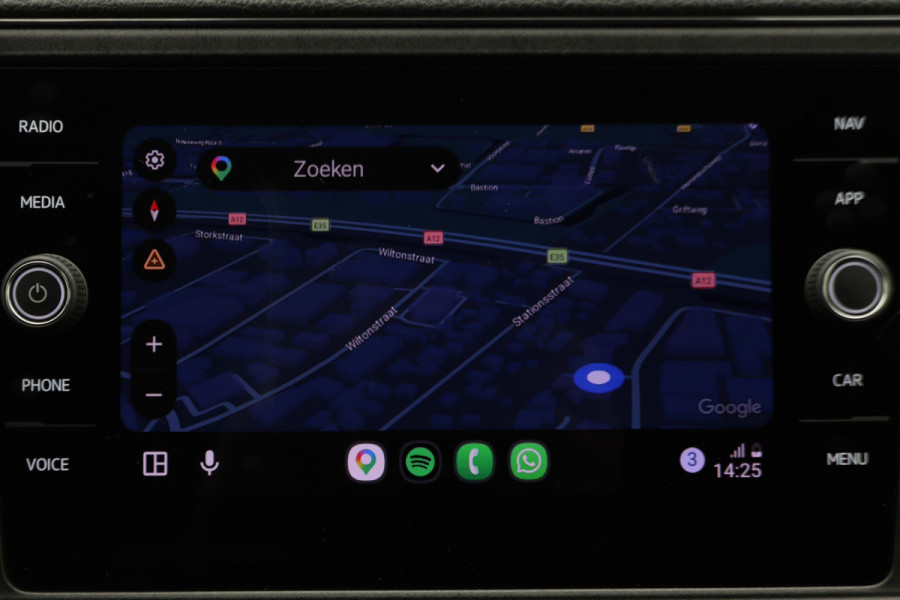 Volkswagen Crafter 35 2.0 TDI DSG 177 PK L3H2 Airco, Camera, ACC, Apple Carplay, Verwarmde Stoelen, LED, Trekhaak