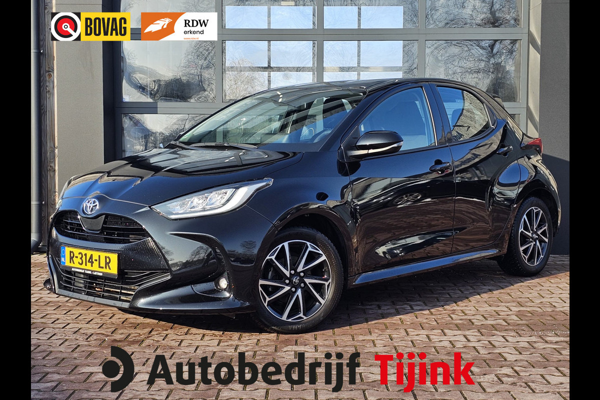 Toyota Yaris 1.5 VVT-i Dynamic | Airco | Navi | Keyless | Lane Assist | Adaptive Cruise | All-seasons | Camera |