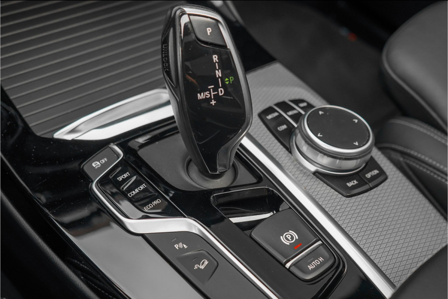 BMW X3 M40i xDrive High Executive Pano ACC Trekhaak HUD