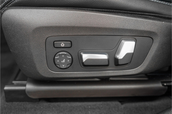 BMW X3 M40i xDrive High Executive Pano ACC Trekhaak HUD