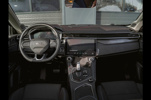 Lynk & Co 01 1.5 Black Edition Panoramadak|Camera|ACC|Stoelverwarming|Navi|Carplay