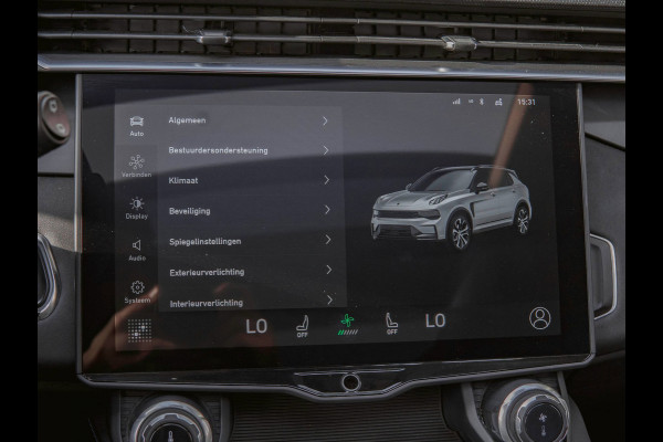 Lynk & Co 01 1.5 Black Edition Panoramadak|Camera|ACC|Stoelverwarming|Navi|Carplay