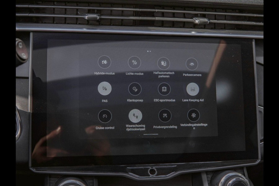 Lynk & Co 01 1.5 Black Edition Panoramadak|Camera|ACC|Stoelverwarming|Navi|Carplay