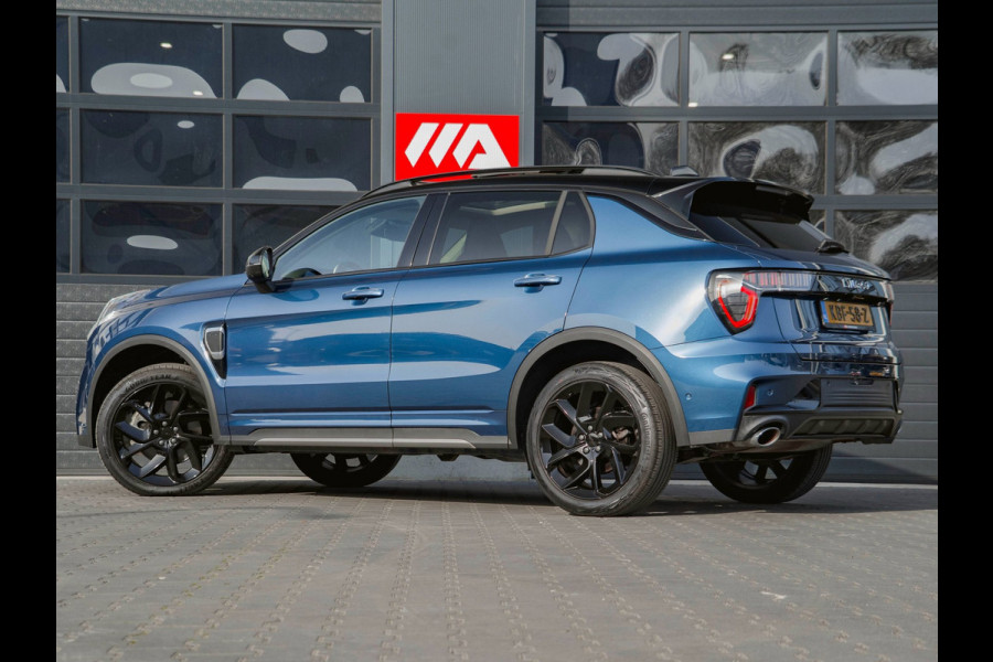 Lynk & Co 01 1.5 Black Edition Panoramadak|Camera|ACC|Stoelverwarming|Navi|Carplay