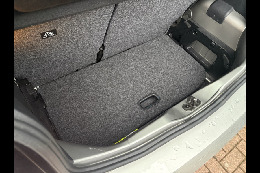 Volkswagen up! 1.0 BMT Comfortline 5-drs. AIRCO/DAB/MEDIA