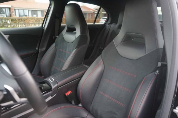 Mercedes-Benz A-Klasse 220 AMG 2.0 190PK Night-pakket