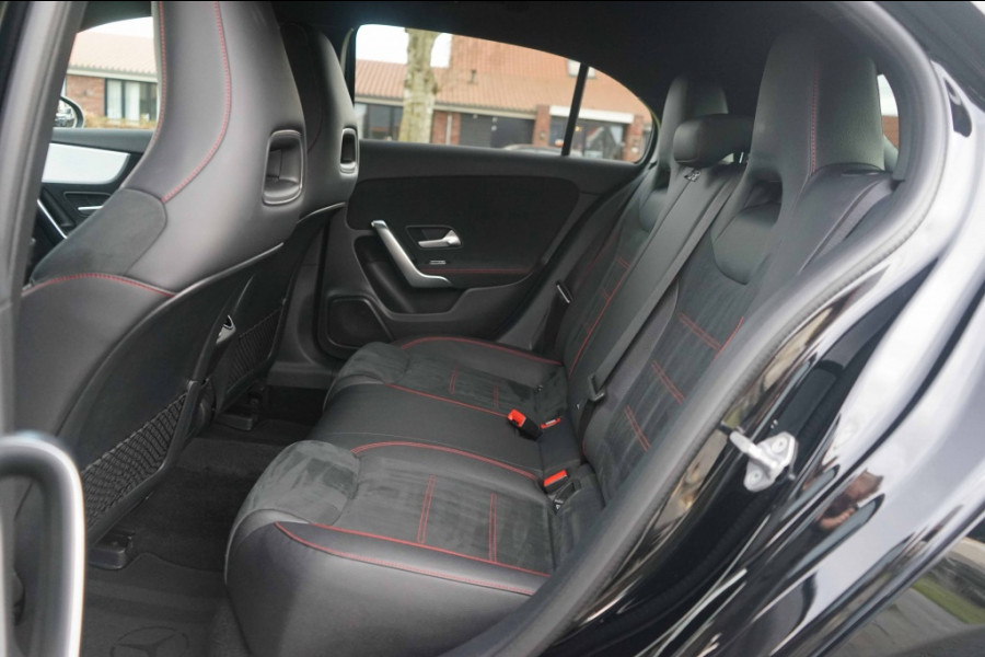 Mercedes-Benz A-Klasse 220 AMG 2.0 190PK Night-pakket