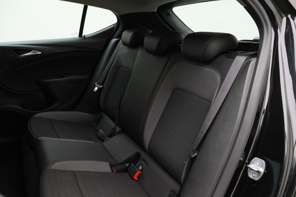 Opel Astra 1.4 Automaat Edition 2020 Climate, Cruise, Rijstrooksensor, Apple Carplay, Elektrisch Pakket, 19''