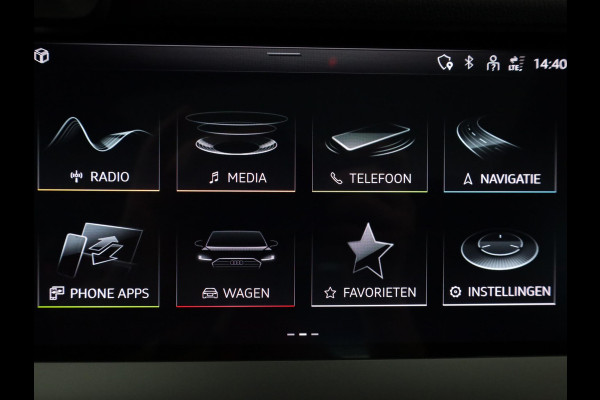 Audi A3 Sportback 40 TFSI e S-Line 204 pk S-tronic | SOH 99% | Private lease vanaf €603,- | Panoramadak | Parkeersensoren (Park assist) | Achteruitrijcamera | Stoelverwarming | S-Line exterieur |