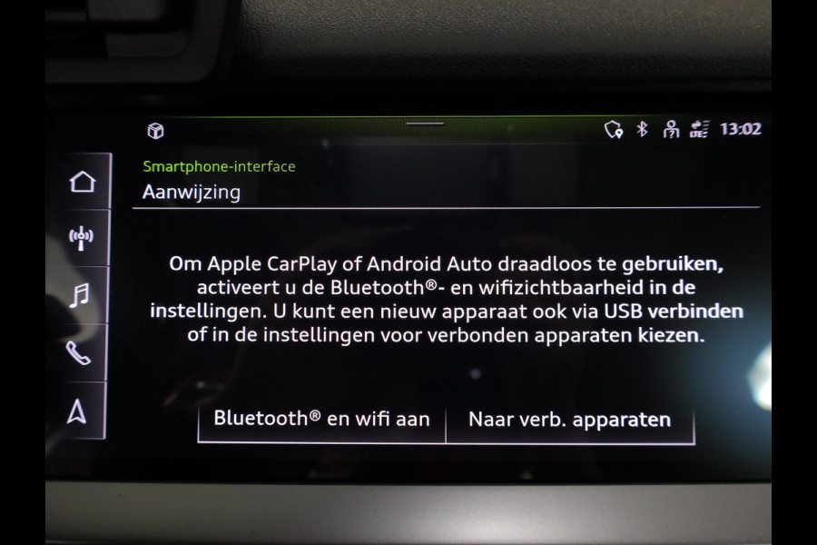 Audi A3 Sportback 30 TFSI S edition 110 pk S-tronic | Navigatie | Panoramadak | Parkeersensoren (Park assist) | S-Line |