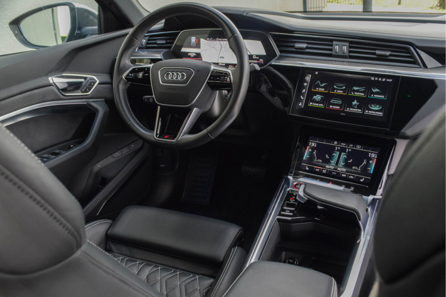 Audi e-tron Sportback S Quattro 371kW / Luchtvering/ Standkachel/ Bang & Olufsen Sound System/ Panoramadak/ 371kW (504PK)