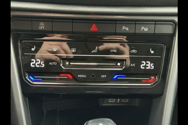 Volkswagen T-Roc 1.5 TSI Automaat Pdc V+A Carplay Clima Stoelverwarming Full Led Cruise