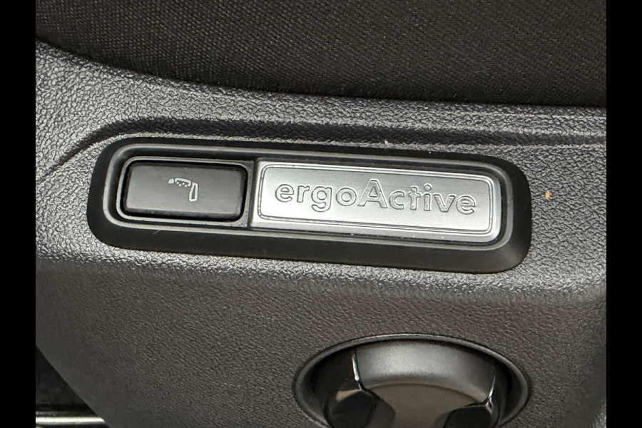 Volkswagen T-Roc 1.5 TSI Automaat Pdc V+A Carplay Clima Stoelverwarming Full Led Cruise