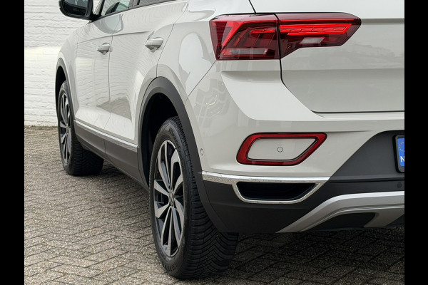 Volkswagen T-Roc 1.5 TSI Automaat Pdc V+A Carplay Clima Stoelverwarming Full Led Cruise