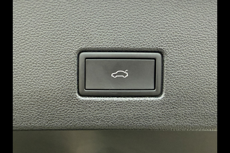 Volkswagen T-Roc 1.5 TSI Automaat Pdc V+A Carplay Clima Stoelverwarming Full Led Cruise