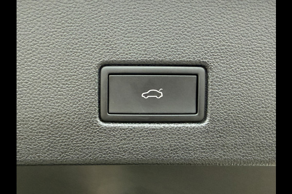 Volkswagen T-Roc 1.5 TSI Automaat Pdc V+A Carplay Clima Stoelverwarming Full Led Cruise