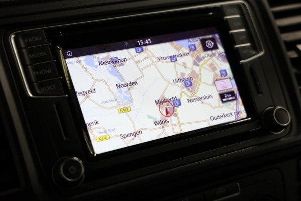 Volkswagen Transporter 2.0 TDI L2H1 LANG DSG AUTOMAAT NAVI Highline