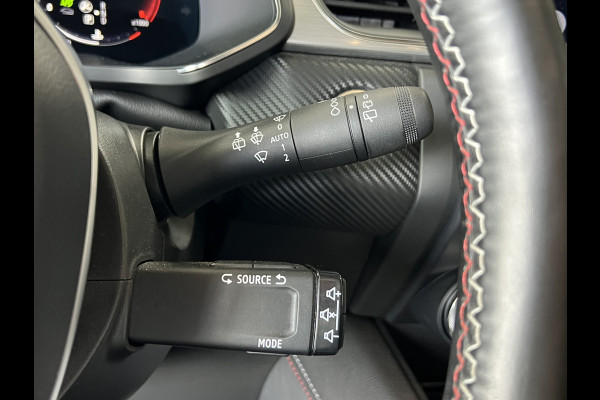 Renault Captur 1.3 TCe 160 R.S. Line | VERKOCHT! Groot Navi | Pano | Stoel, stuur & voorruitverwarming | Camera | 100% Renault Dealer onderhouden!