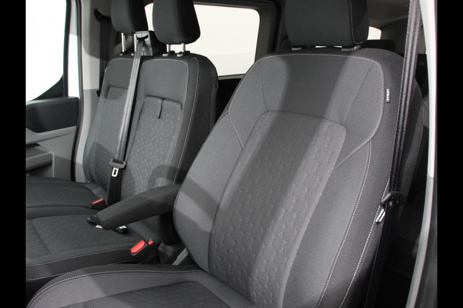 Ford Transit Custom 340 2.5 PHEV L2H1 Limited Climate control Cruise control LED Parkeersensoren verwarmde voorstoelen Achteruitrijcamera